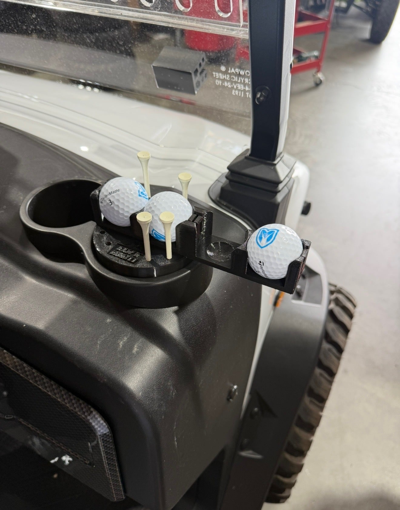 3D Printed Golf Tee & Ball Holder for Denago Cupholder