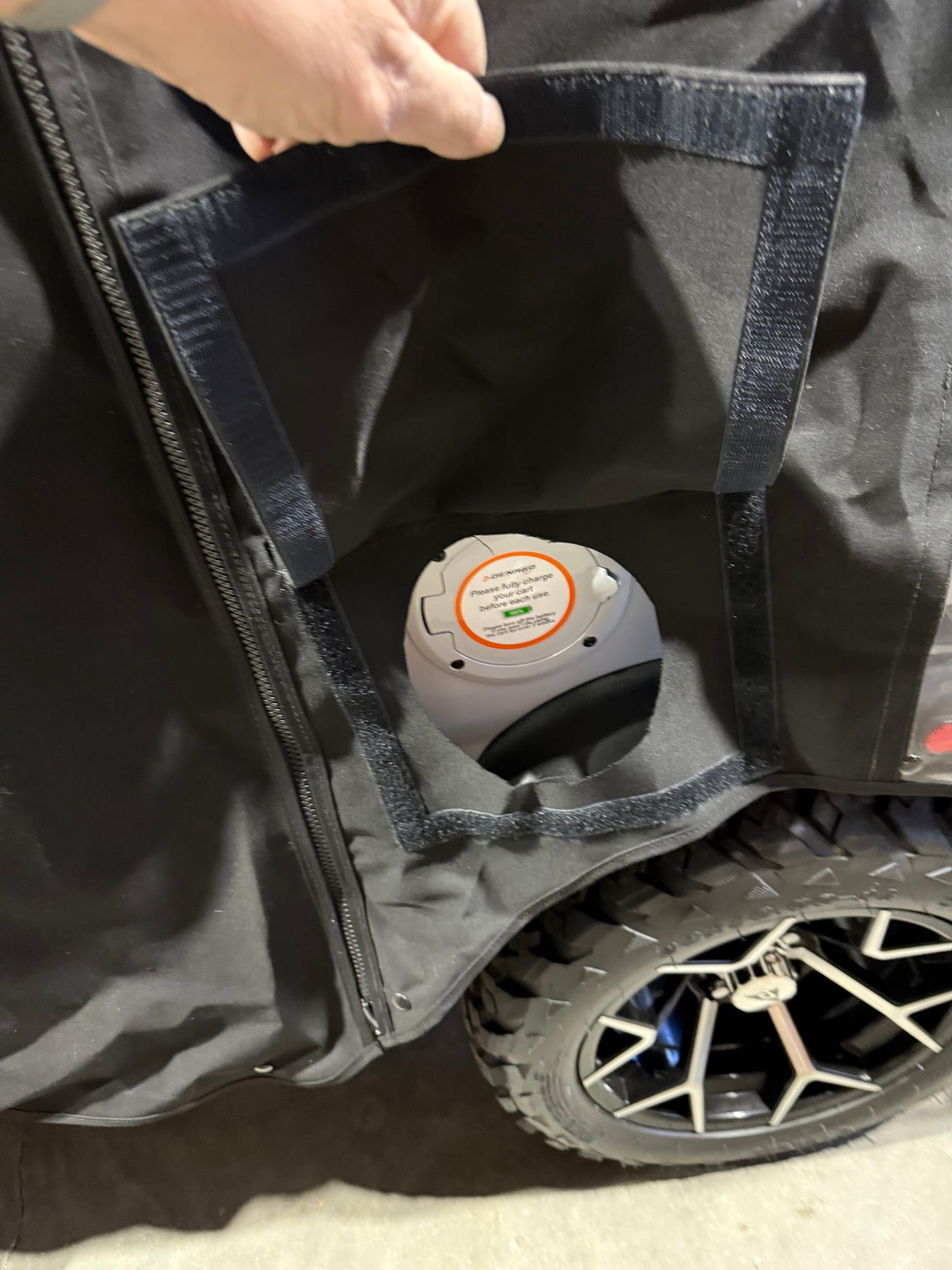 Denago Rover XL 6 (4+2) Enclosure (Shipping Included)