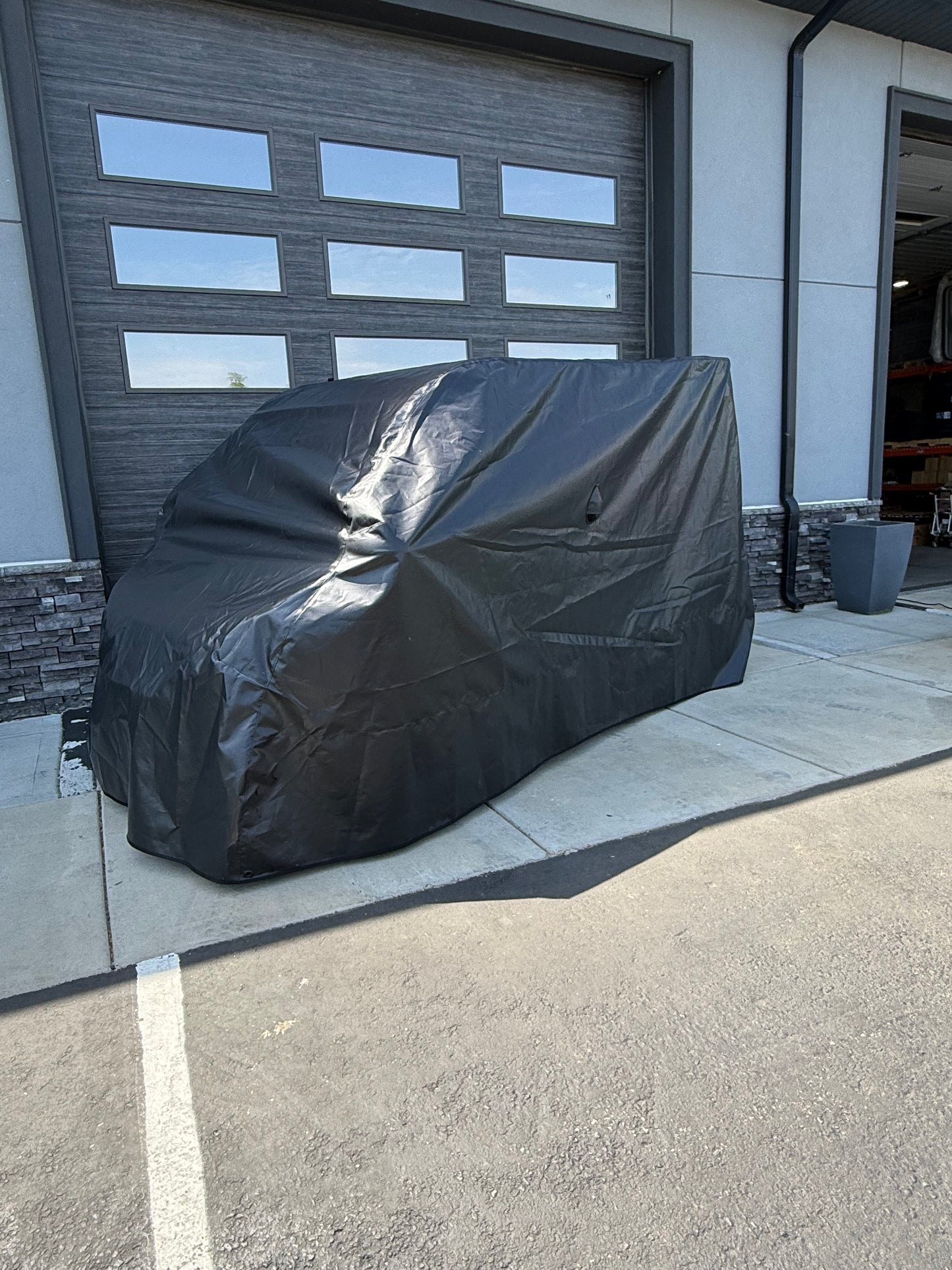 Denago City Vented Enclosure